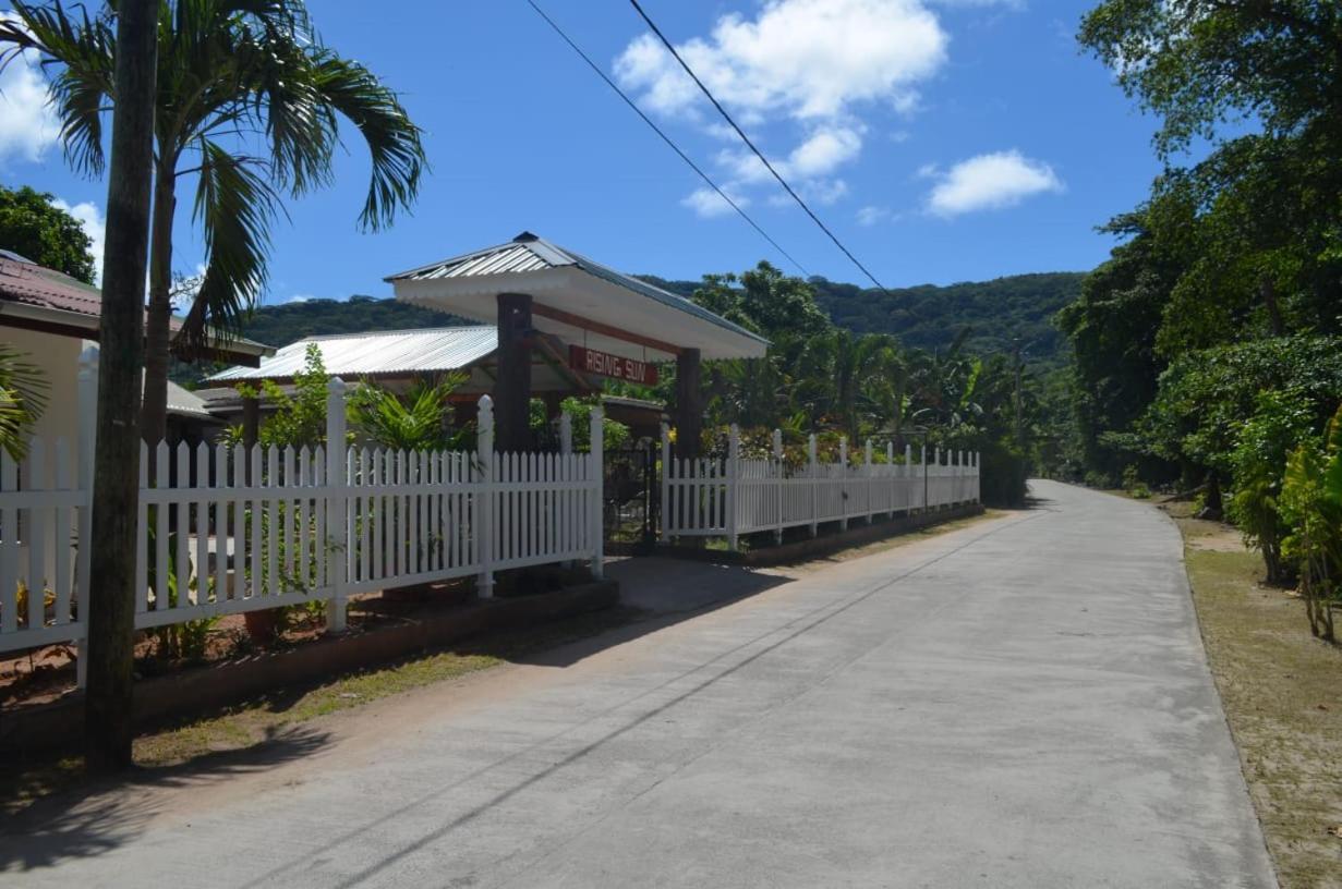 Rising Sun Guesthouse La Digue Exterior foto